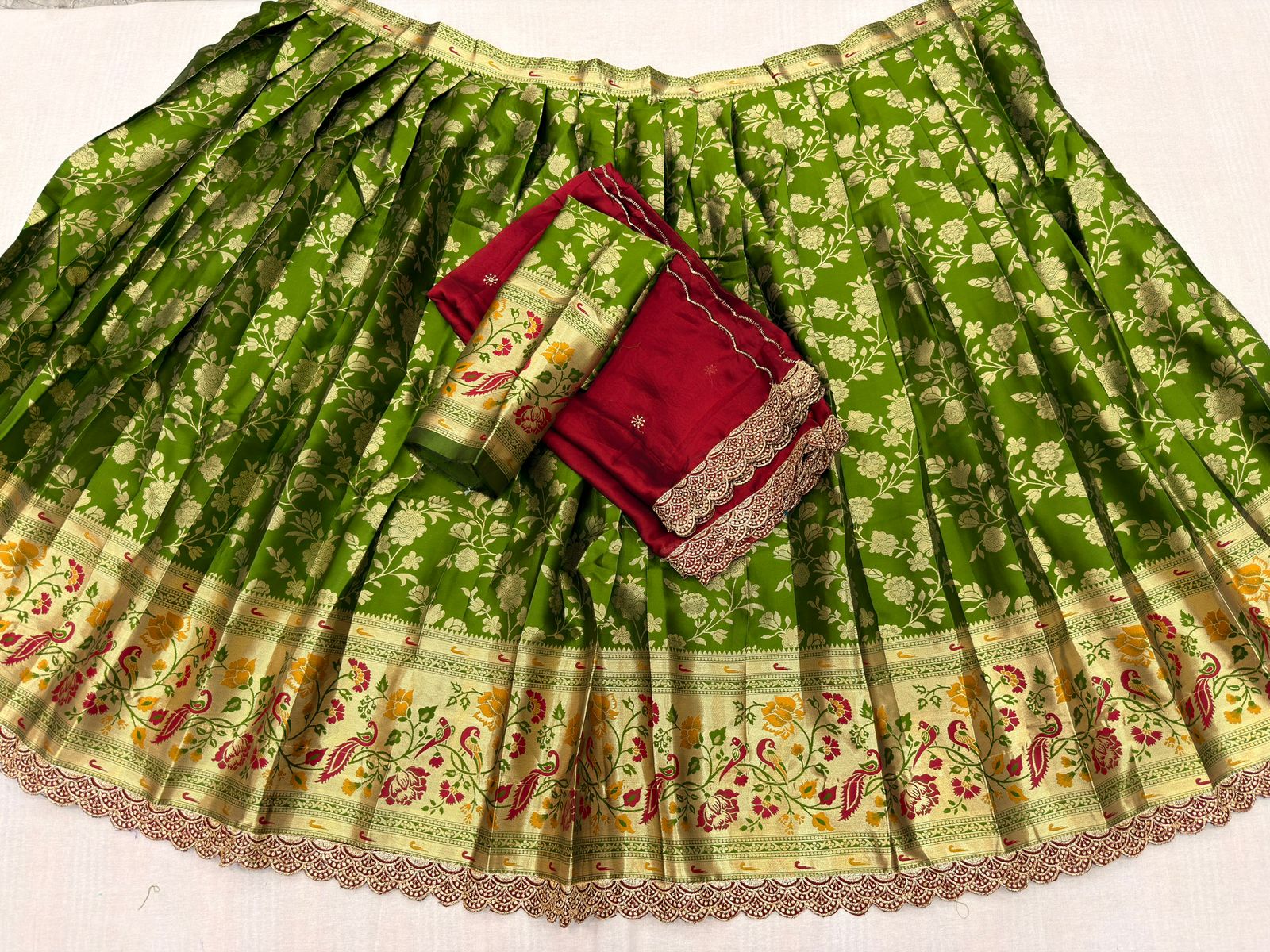 Vintage katan lehenga