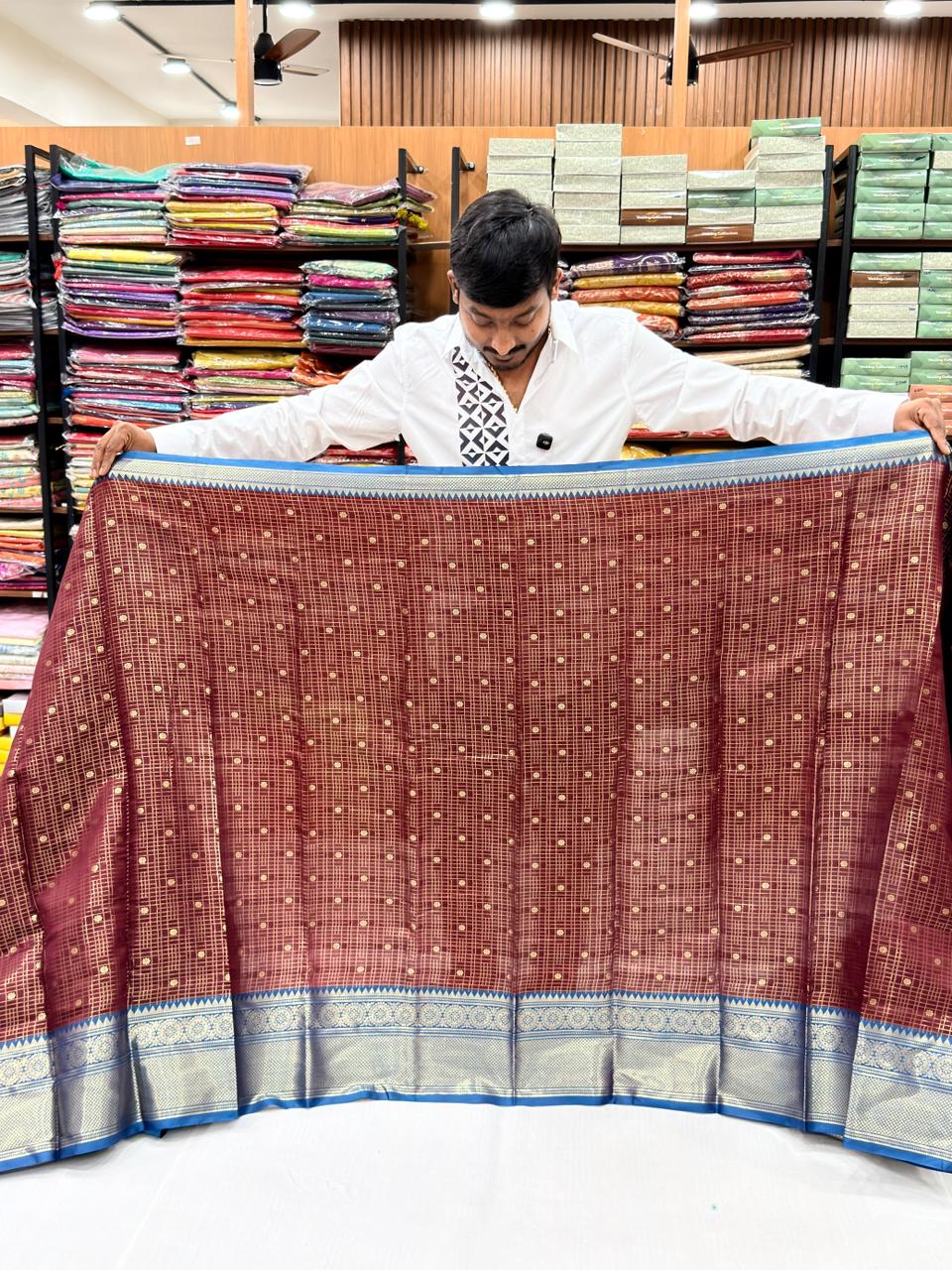 VINATAGE BANARASI