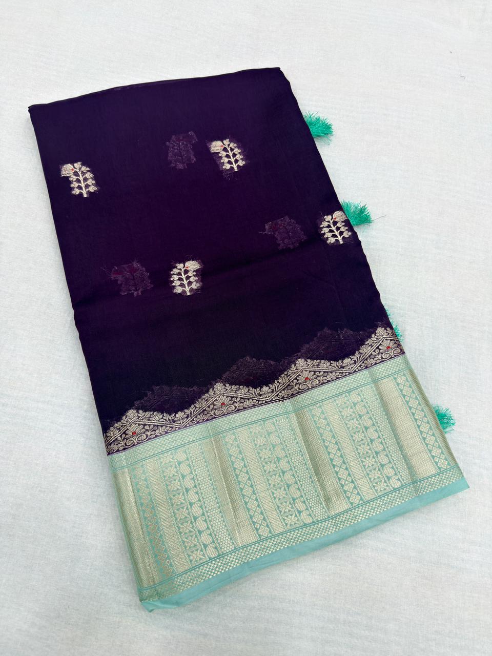 HANDLOOM GREEN MANGO