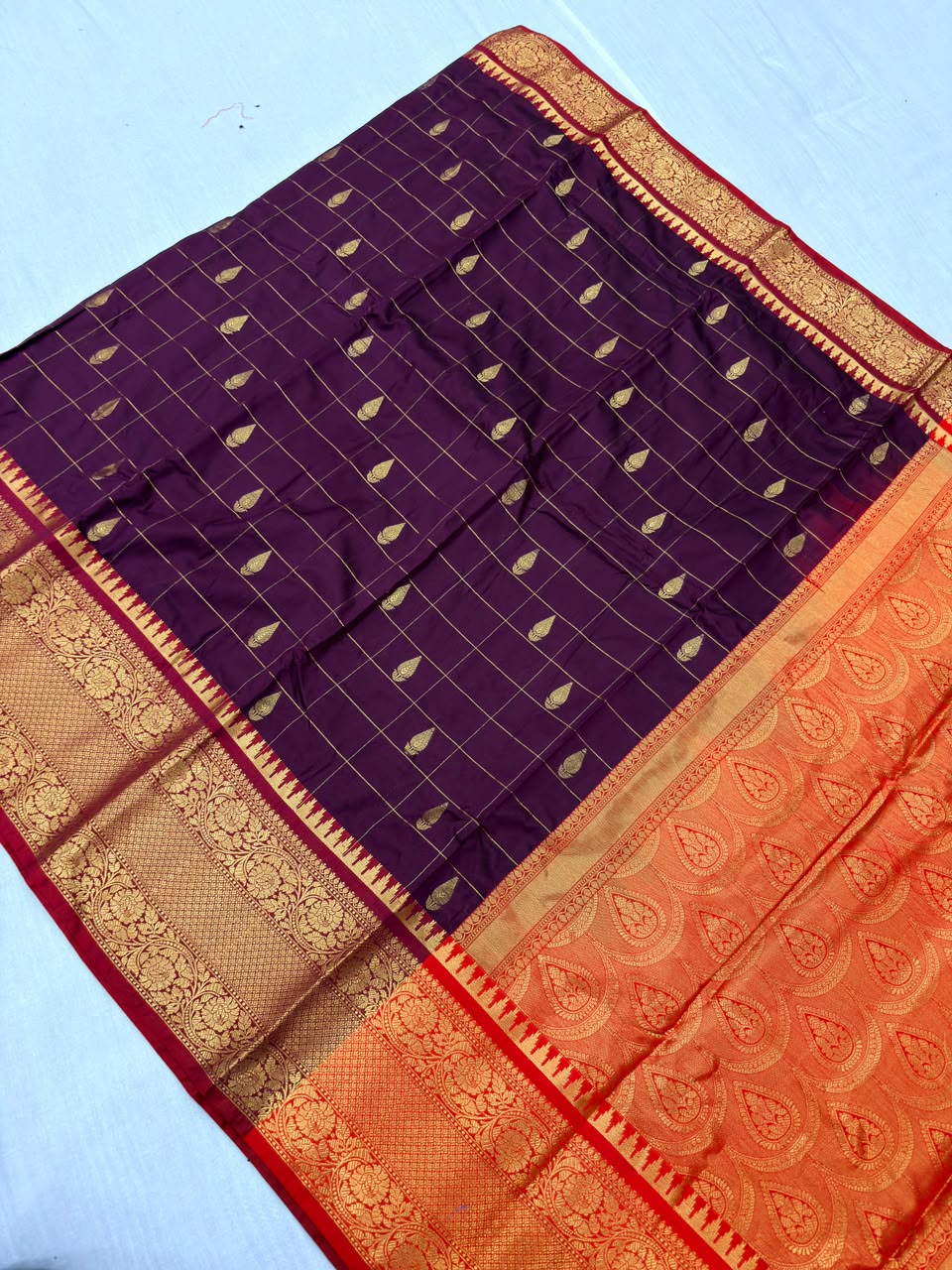KADUVA GADWAL PATTU SILK