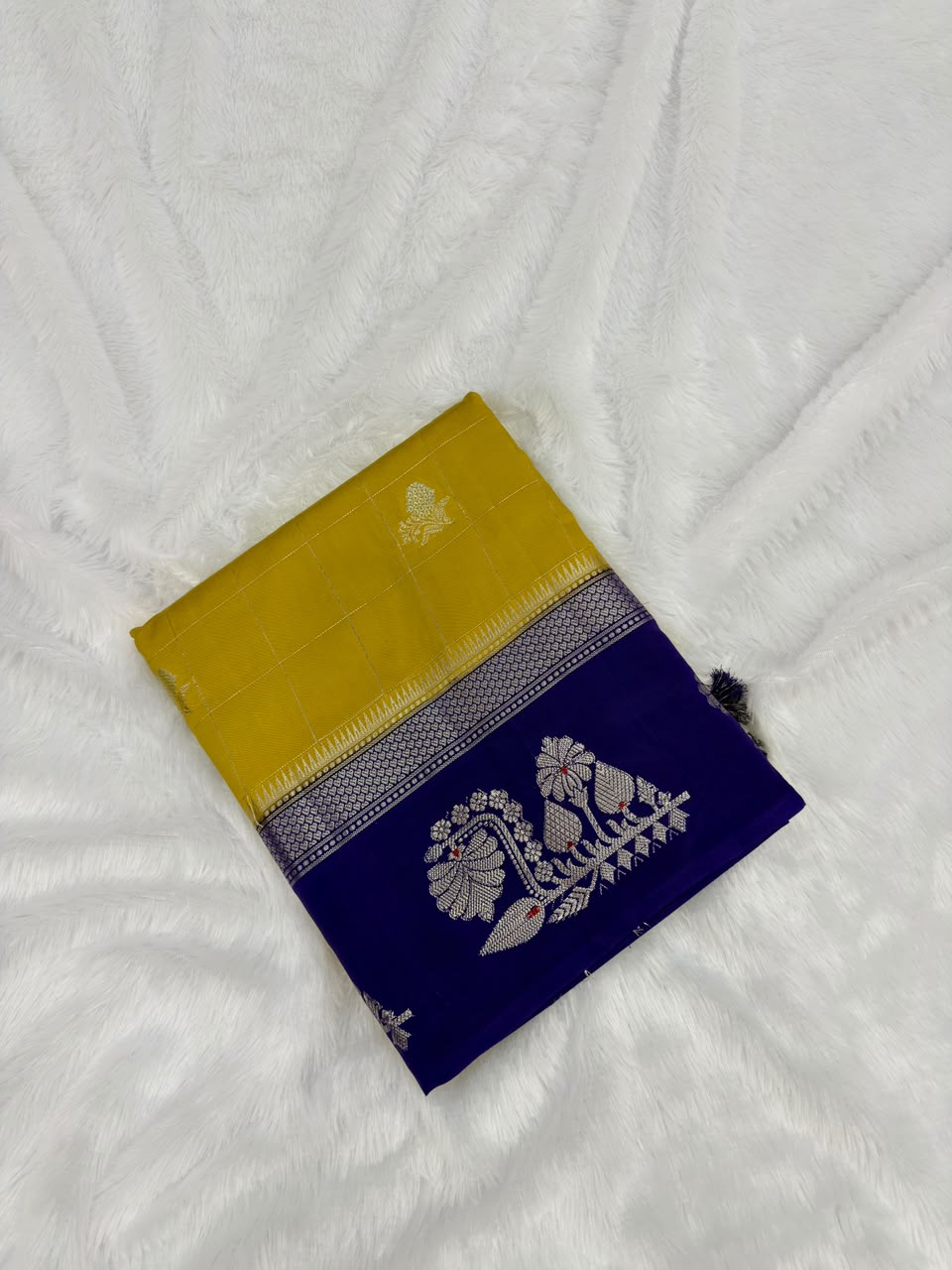 VINTAGE GREEN MANGO