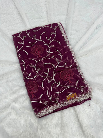BOTIQUE SAREE WORK 3