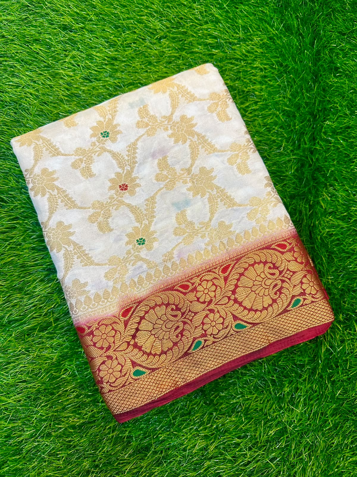 TALAMBRALU SAREE