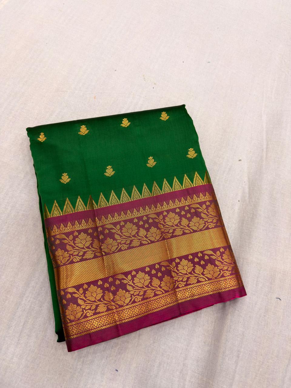 Semi Venkatagiri Handloom Pattu(Design 01)