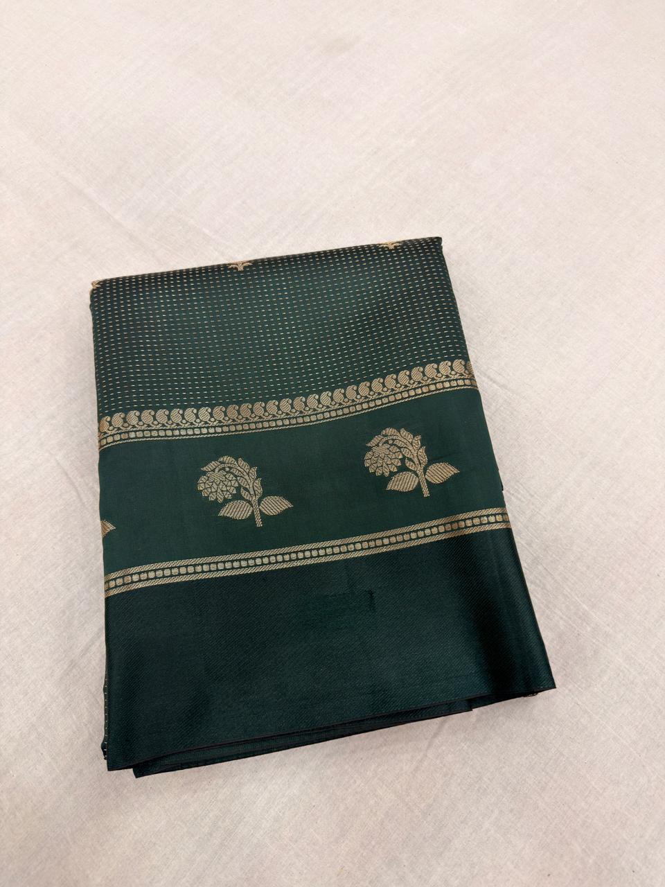 Green Mango Saree ( Design 01 )