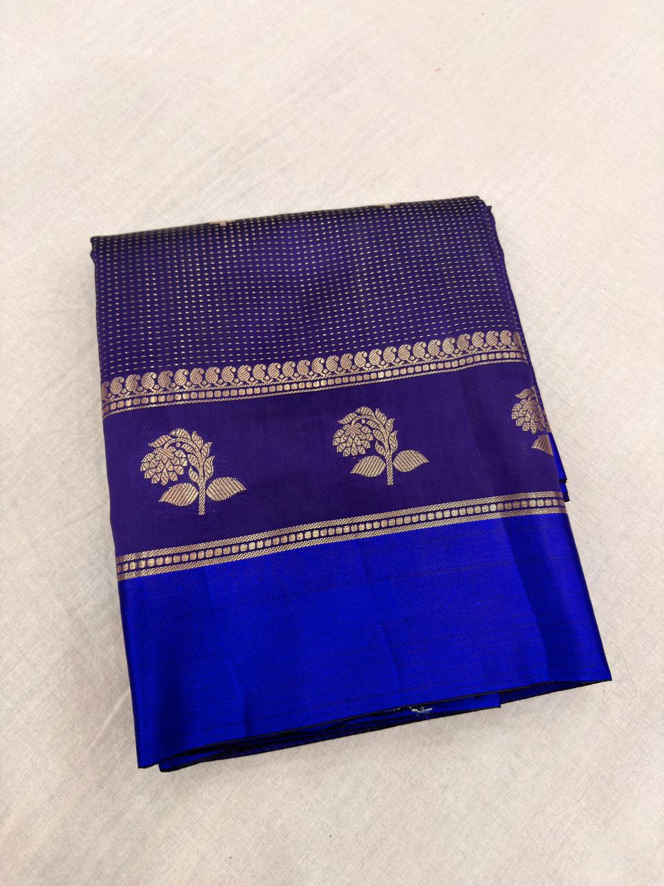 Green Mango Saree ( Design 01 )