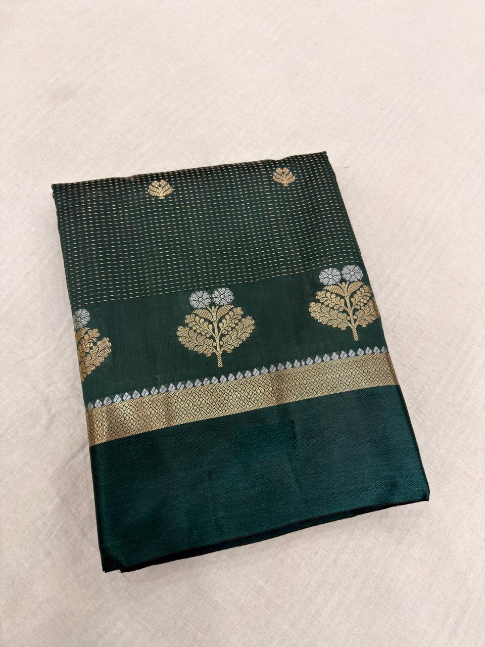 Green Mango Saree (Design 02 )