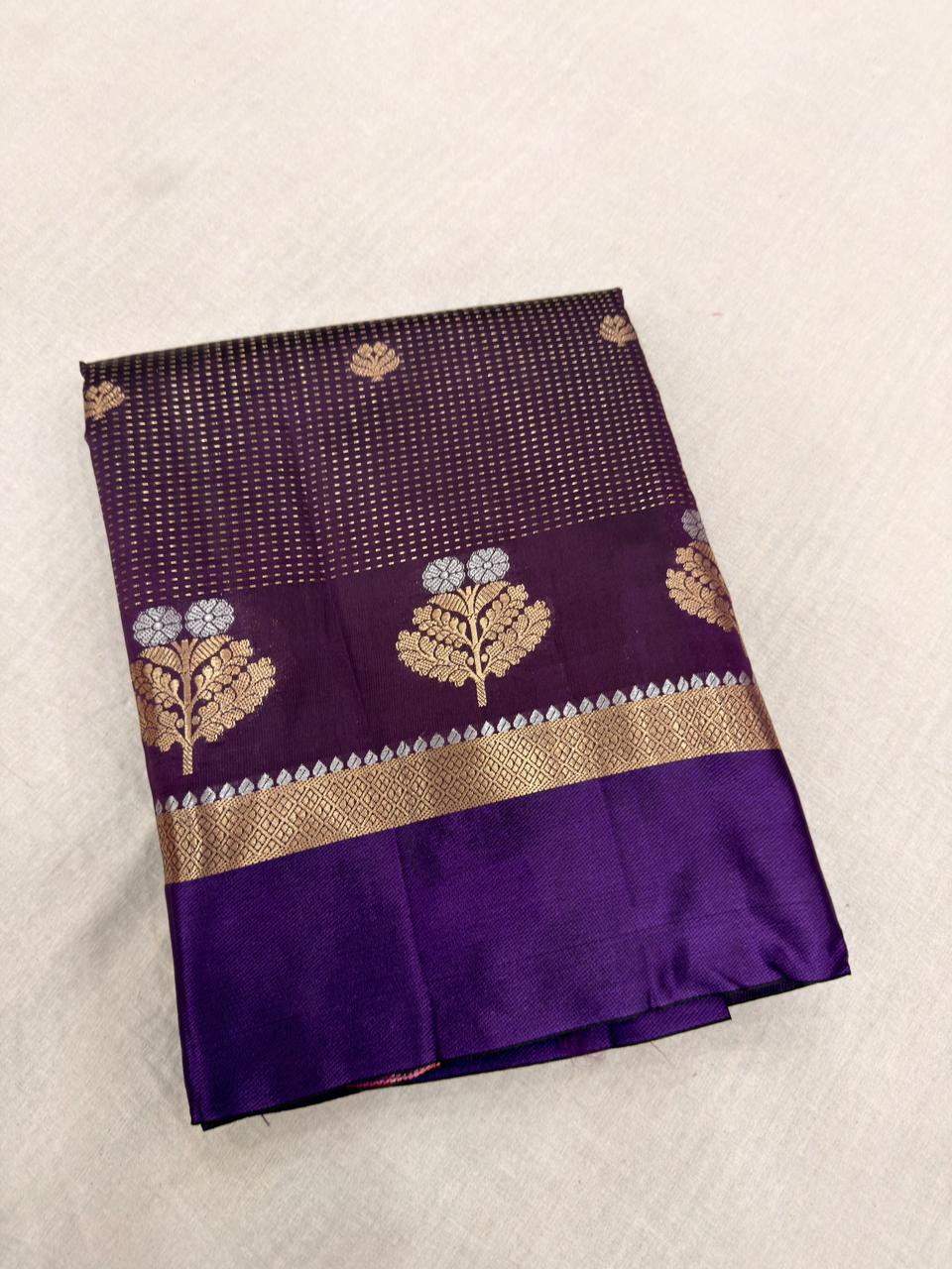 Green Mango Saree (Design 02 )
