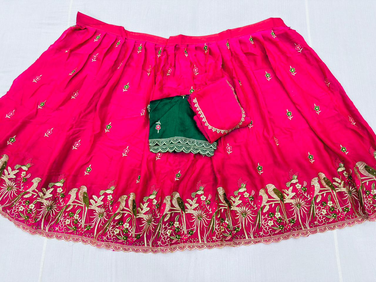 Embroidery space silk LEHANGA