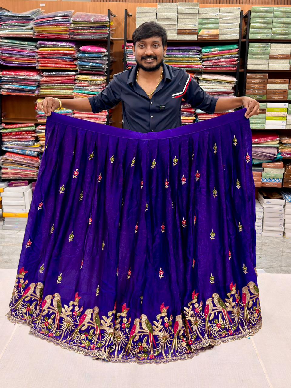 Embroidery space silk LEHANGA