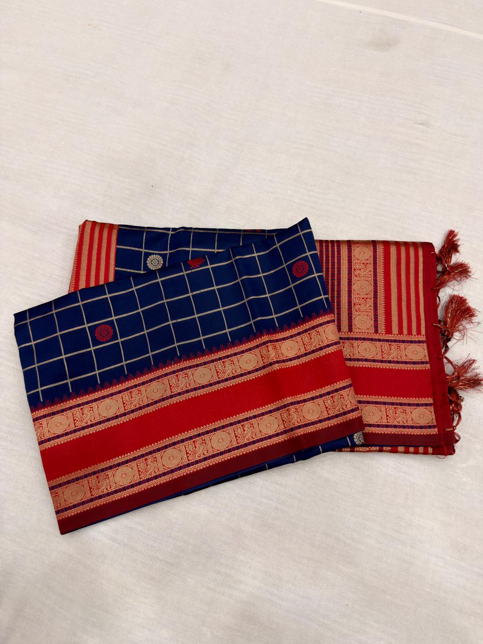 VINTAGE GADWAL