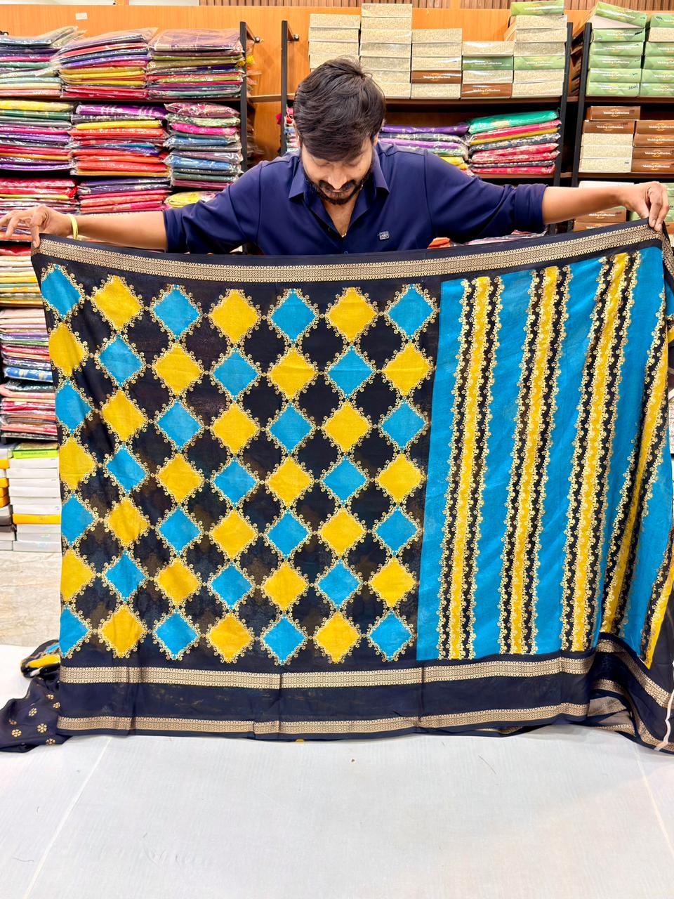 DAIMOND GEORGETTE GAP BORDER SARESS