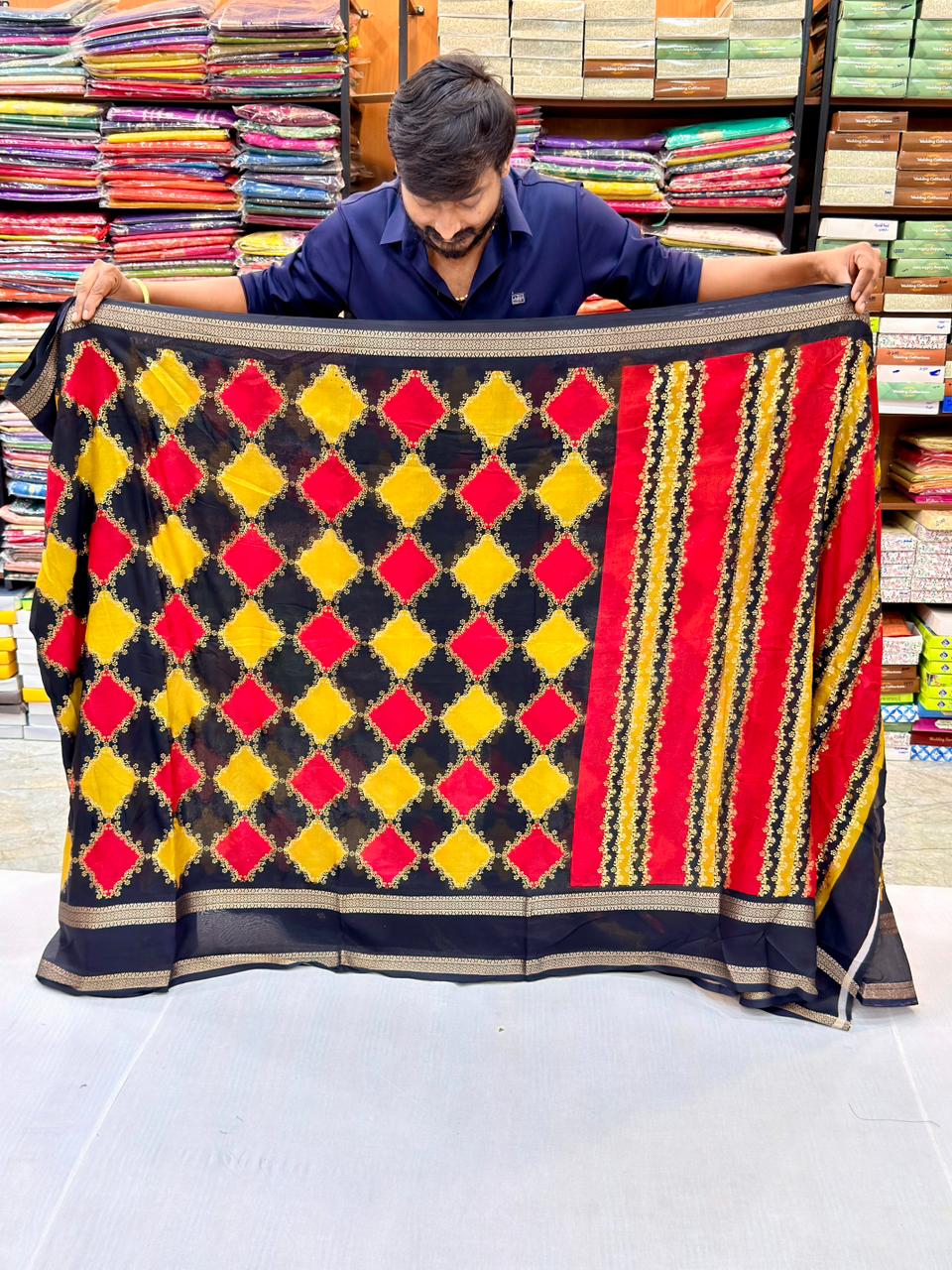 DAIMOND GEORGETTE GAP BORDER SARESS