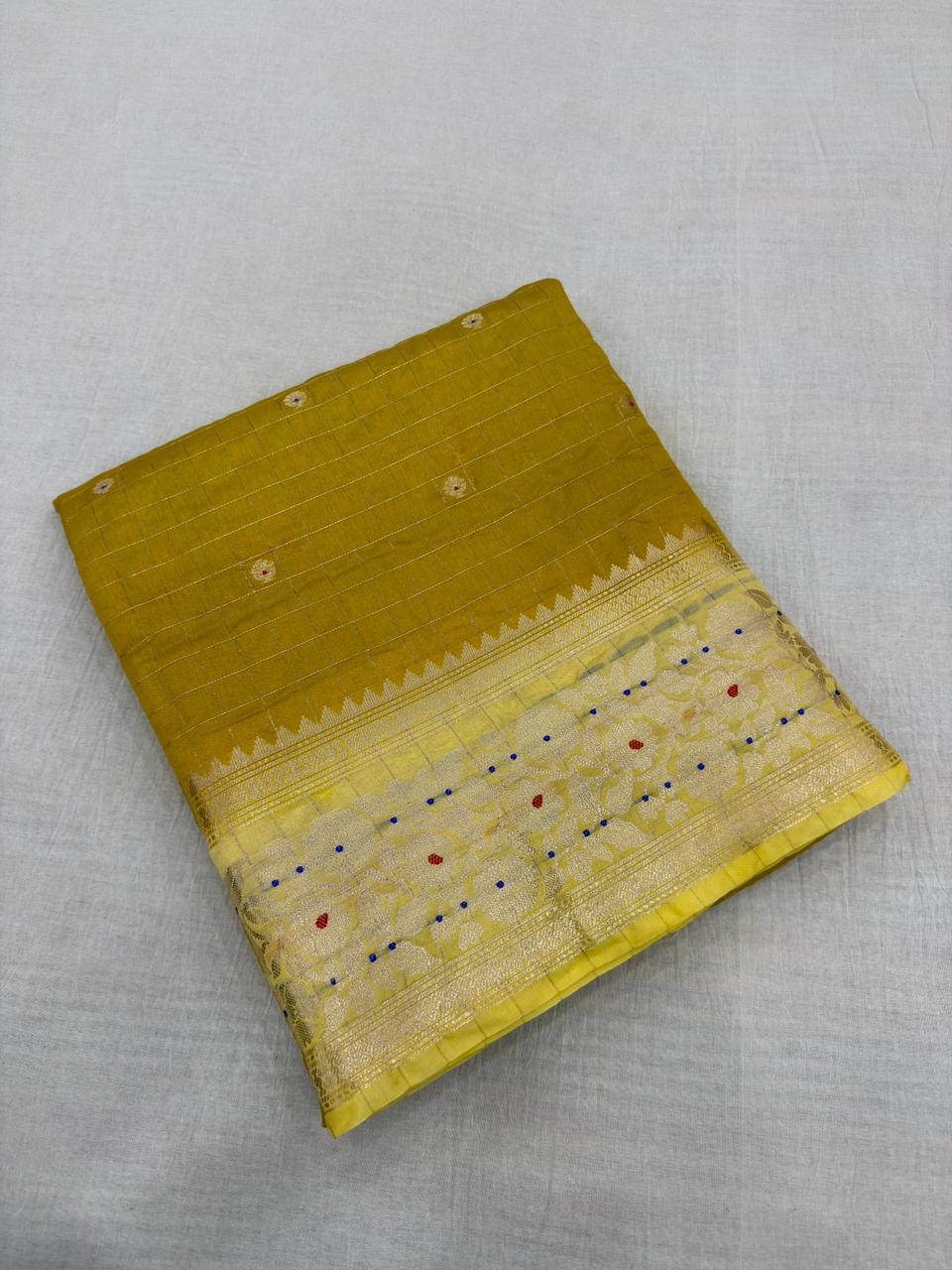 VINTAGE CHECKS BANARASI