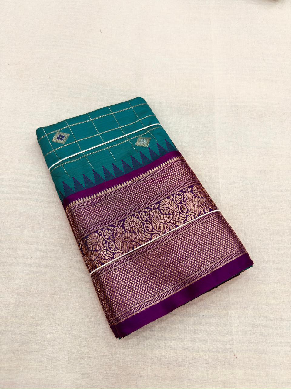 SOFT VINTAGE GADWAL