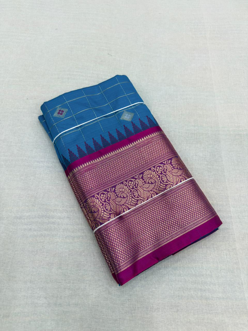 SOFT VINTAGE GADWAL