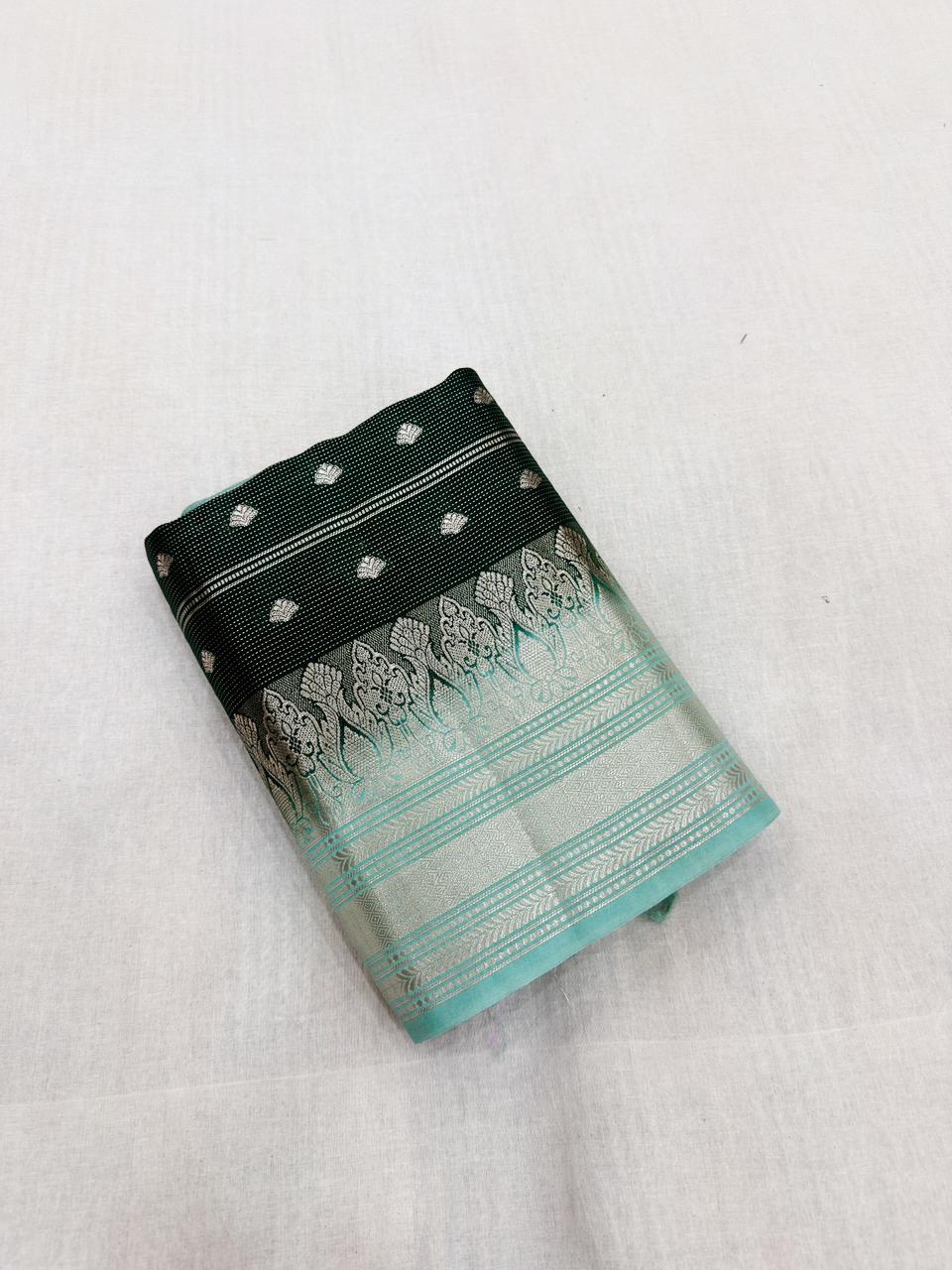 WEAVING GREEN MANGO