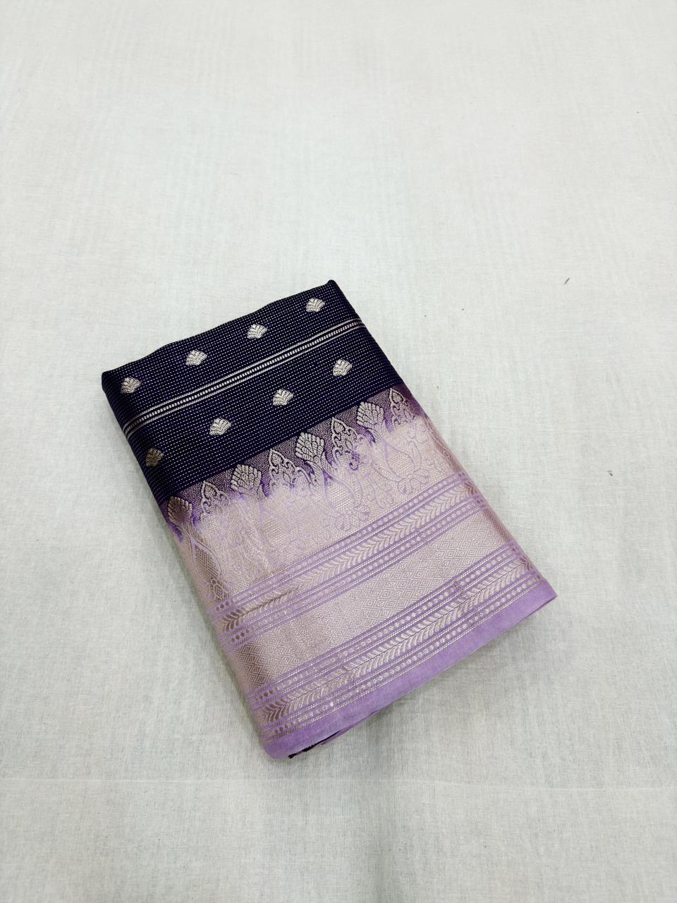 WEAVING GREEN MANGO