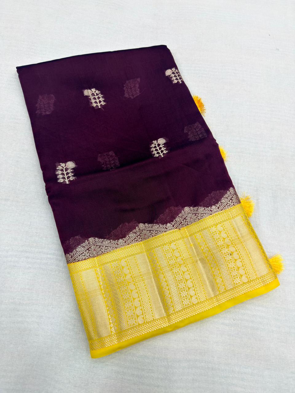 HANDLOOM GREEN MANGO