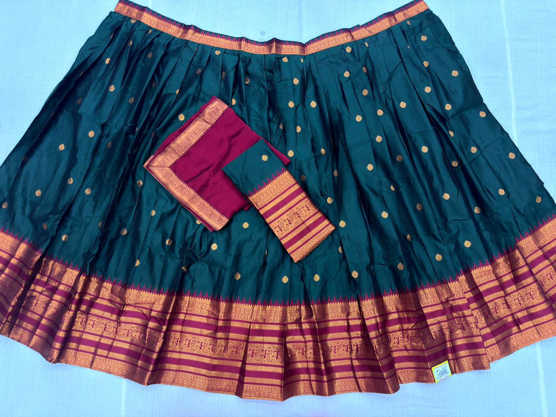 VINTAGE KANJEEVARAM LEHANGA