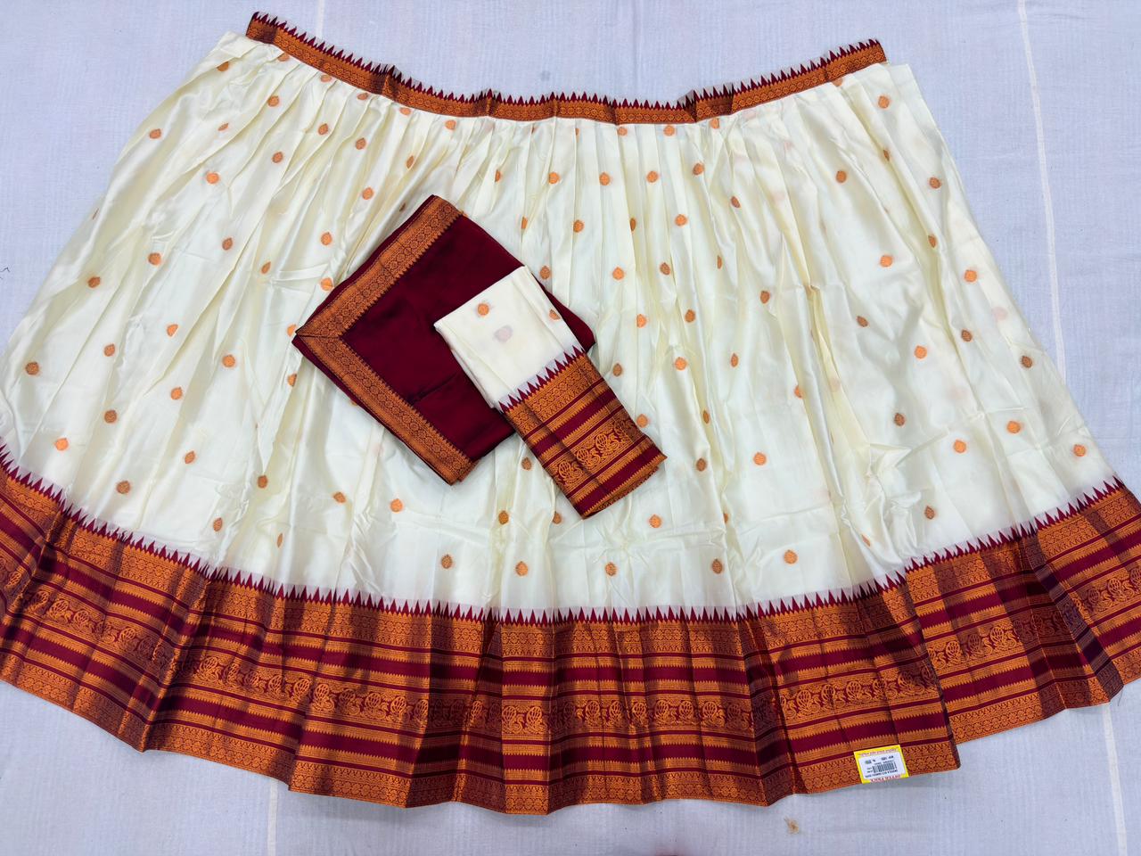 VINTAGE KANJEEVARAM LEHANGA