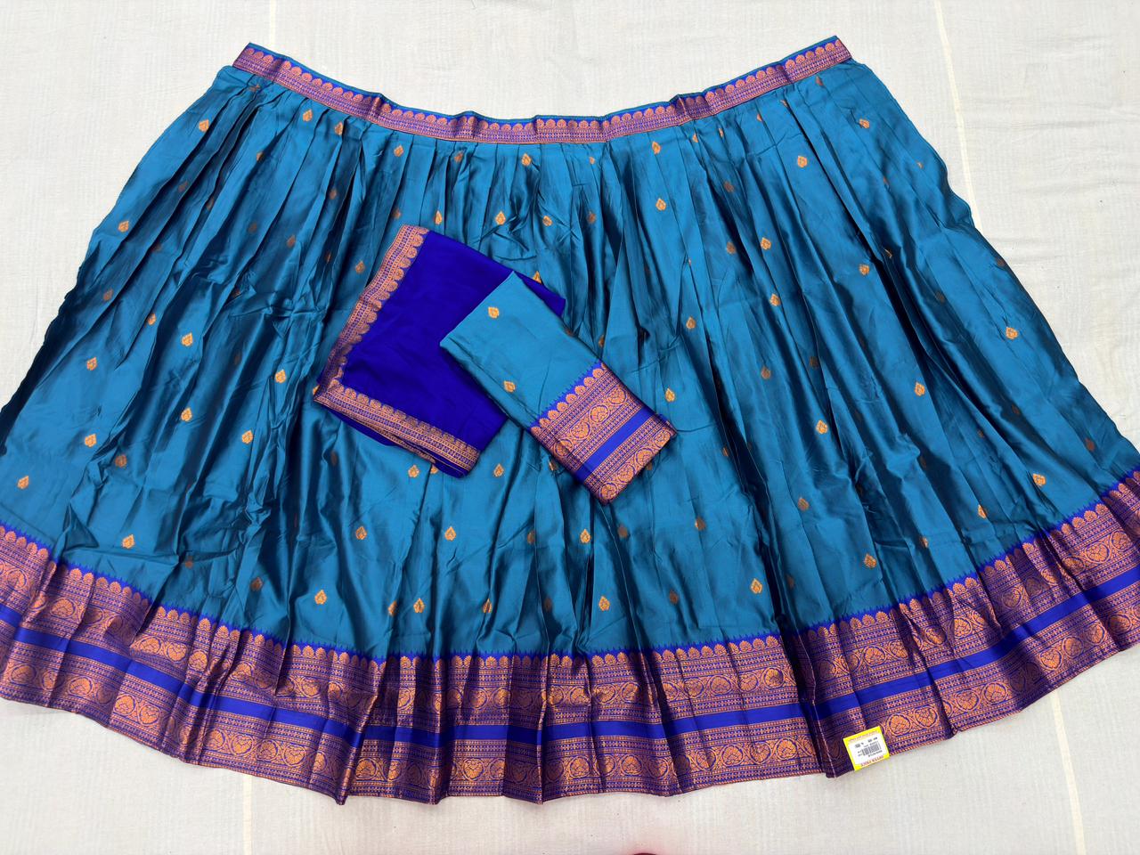 VINTAGE KANJEEVARAM LEHANGA
