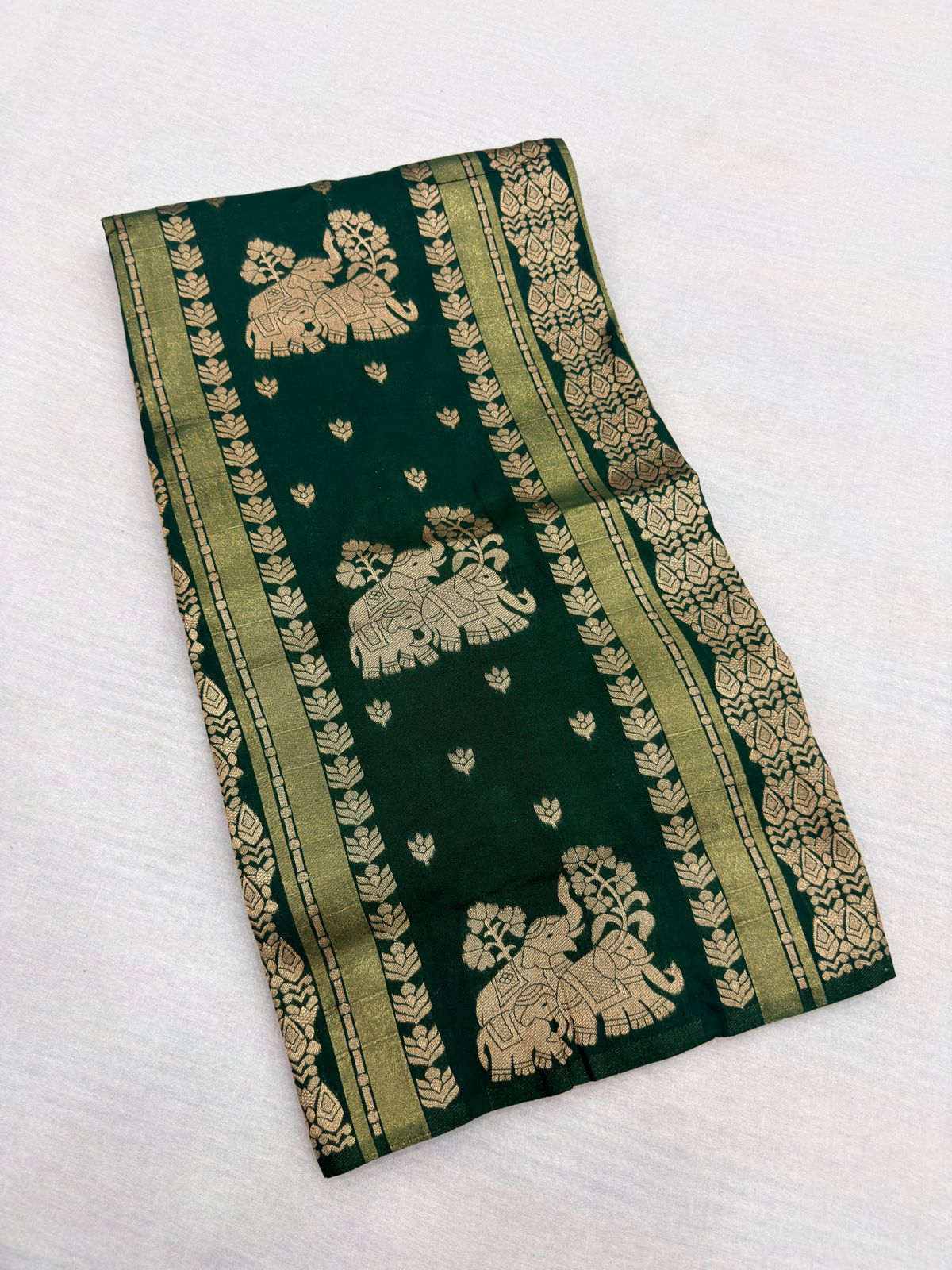 CREPE ELEPHANT GEORGETTE