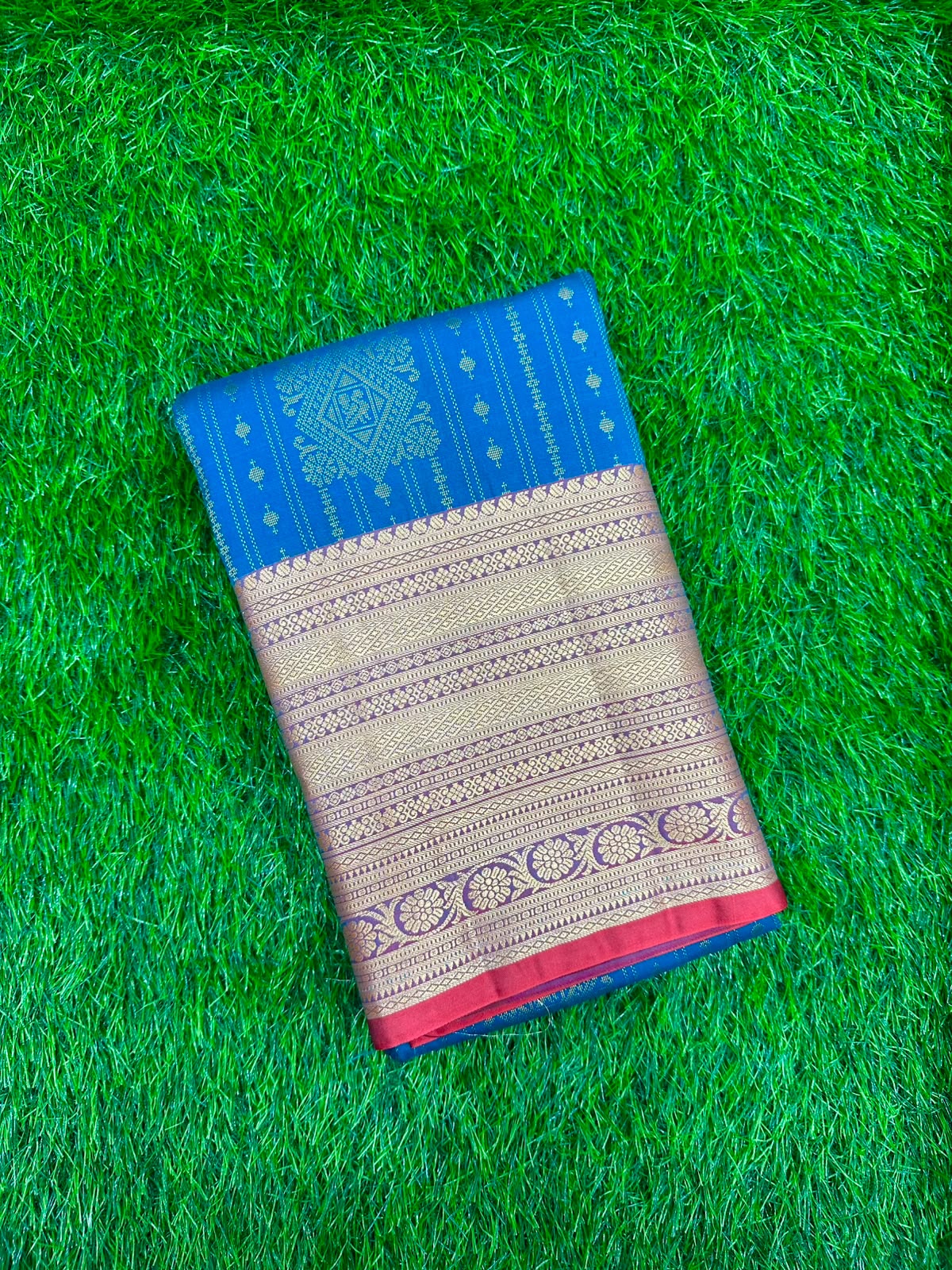 Kanchi Resham(Weaving Mistake)