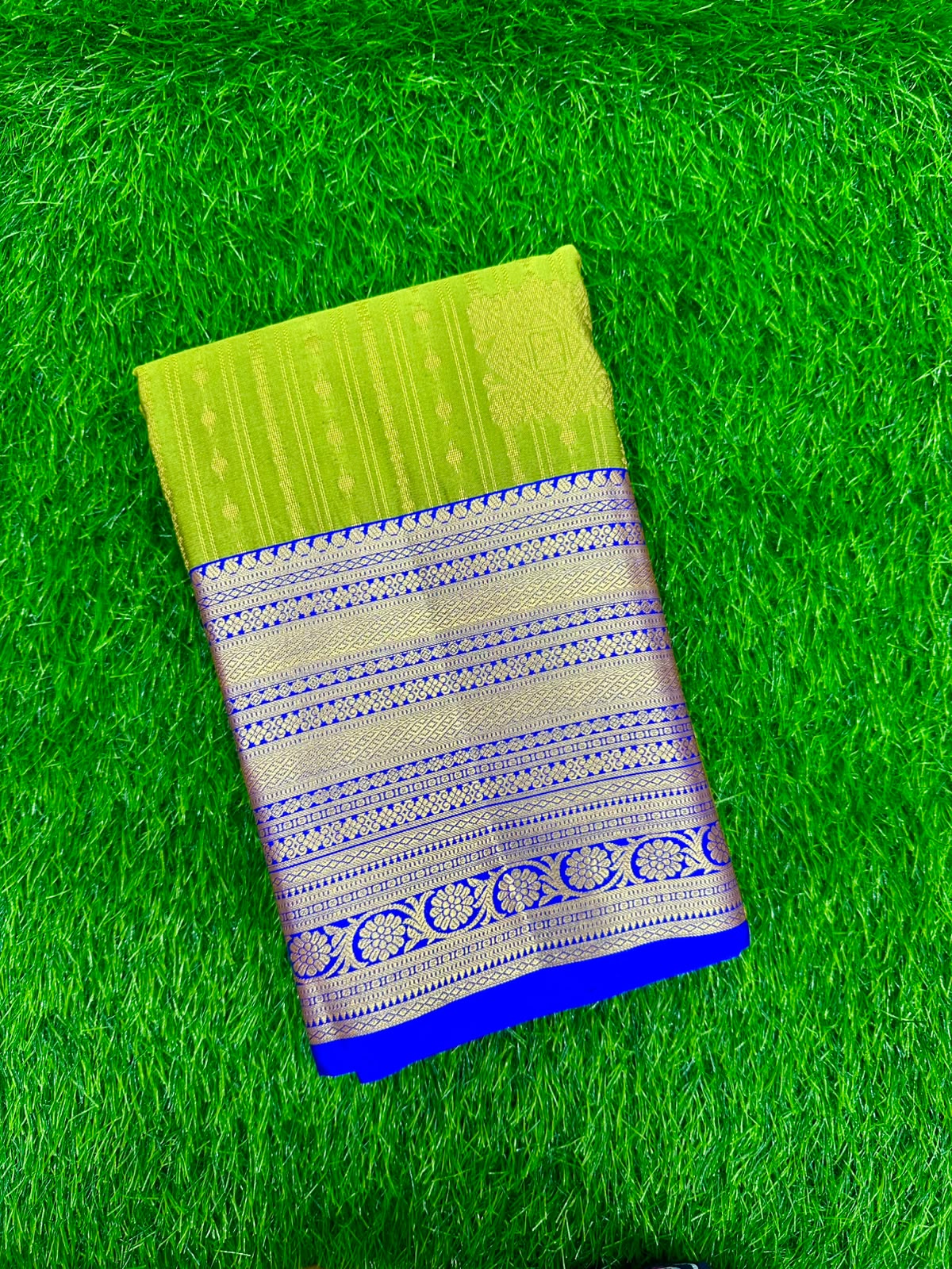Kanchi Resham(Weaving Mistake)