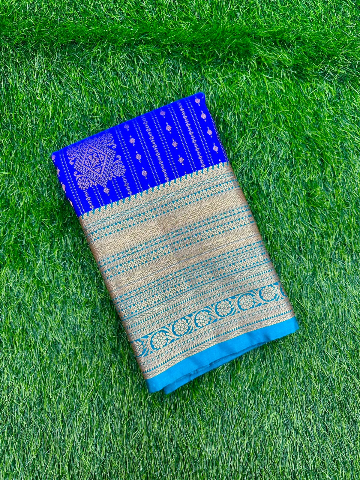 Kanchi Resham(Weaving Mistake)