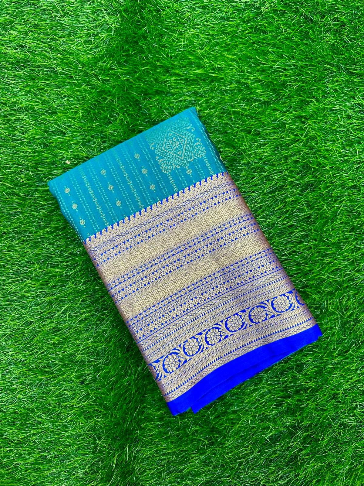 Kanchi Resham(Weaving Mistake)