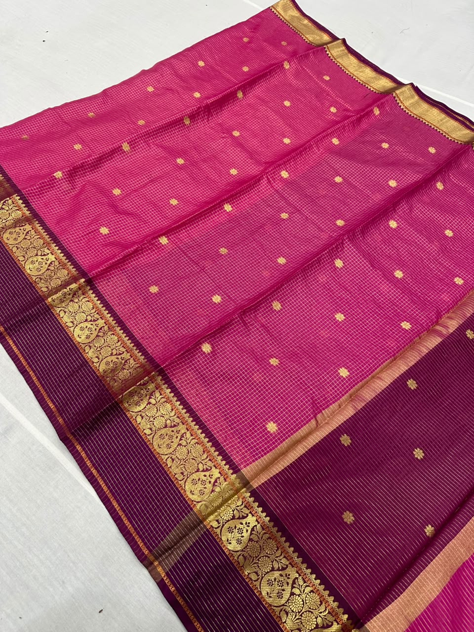 VINTAGE GADWAL CHECKS