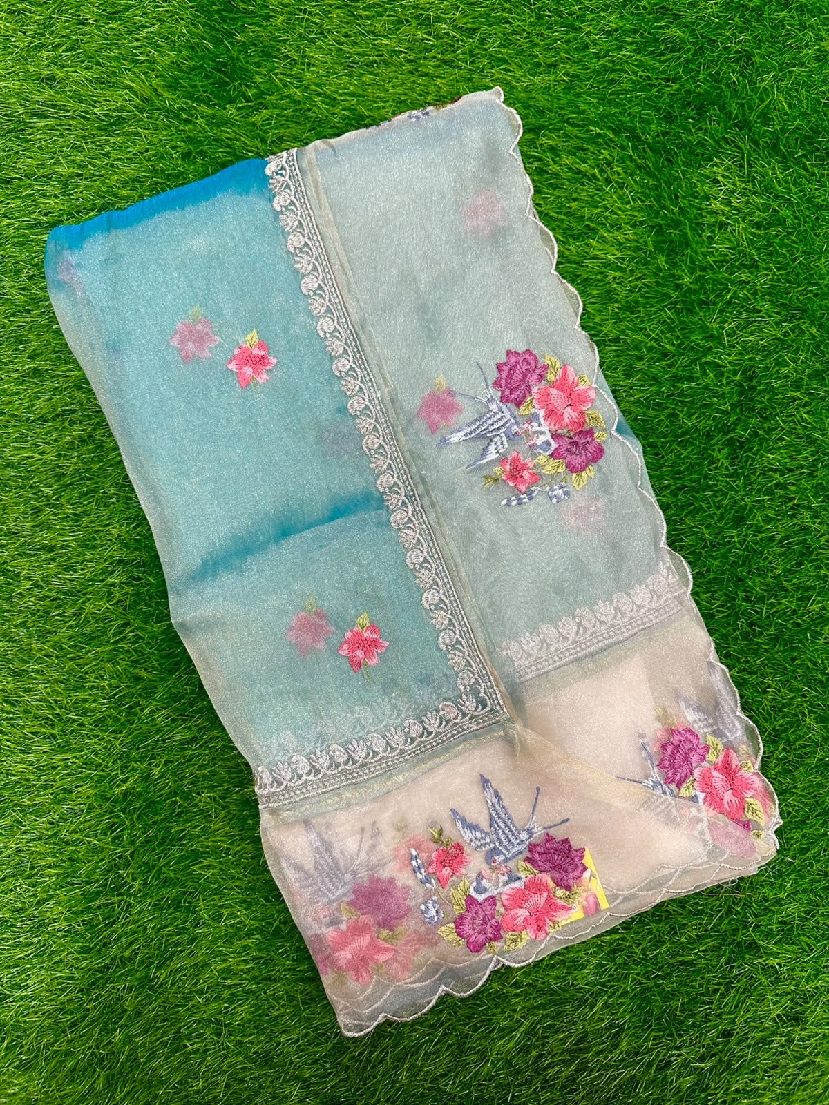 GOLDEN TISSUE EMBROIDERY