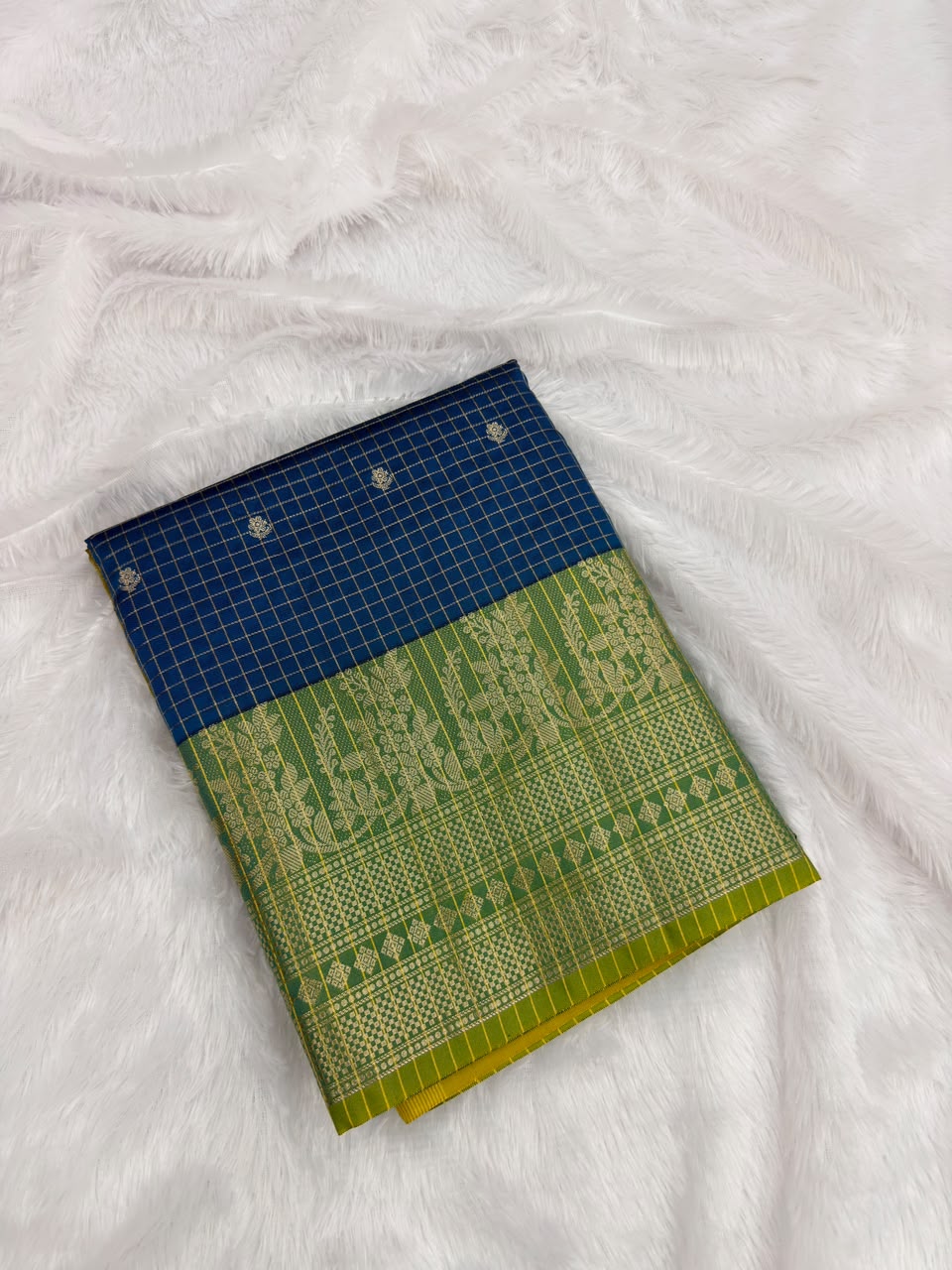 VINTAGE GREEN MANGO 2