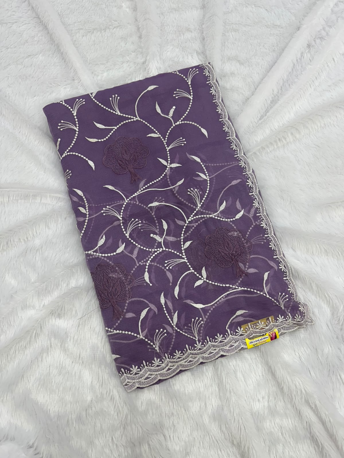 BOTIQUE SAREE WORK 3
