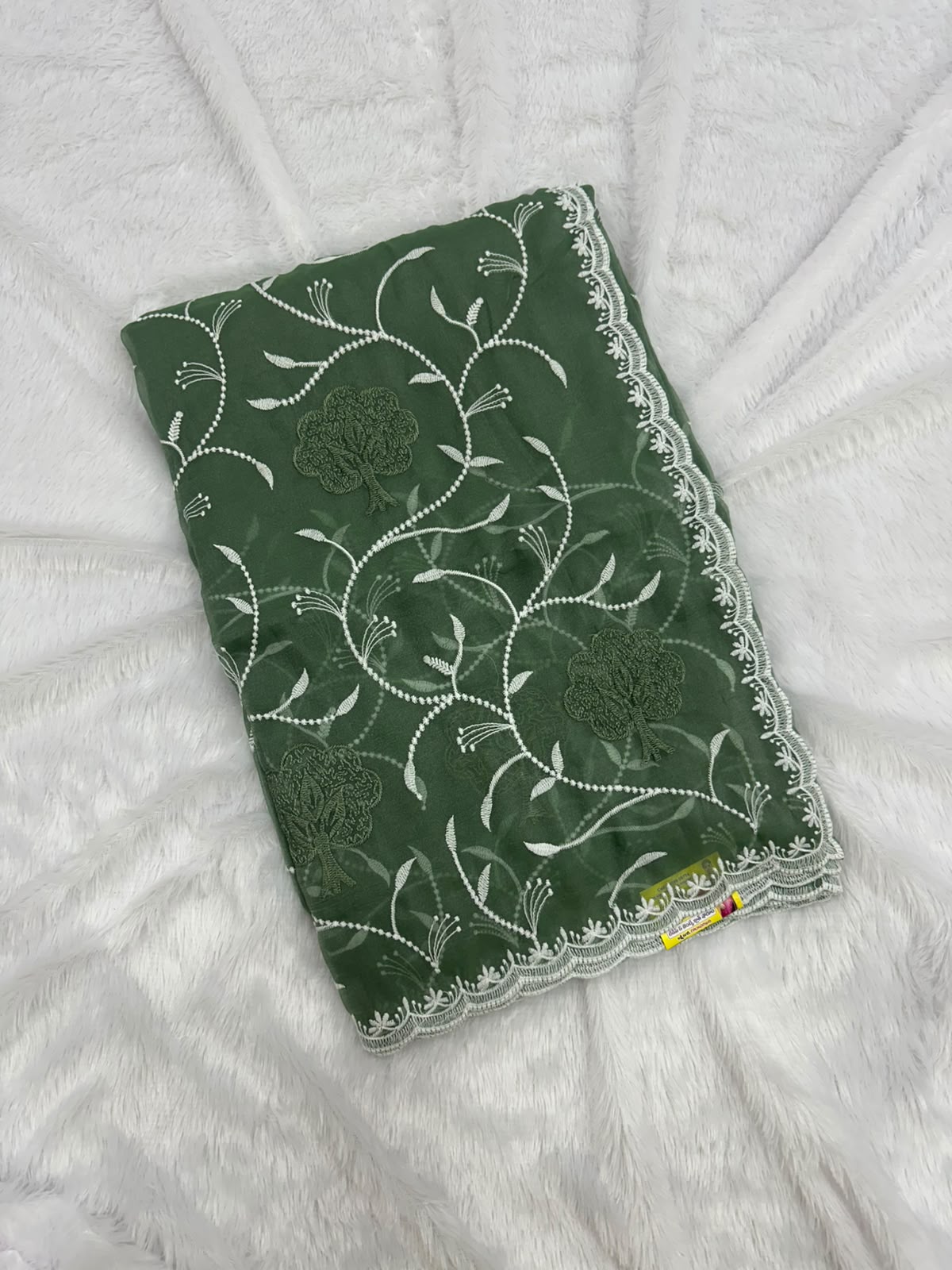 BOTIQUE SAREE WORK 3