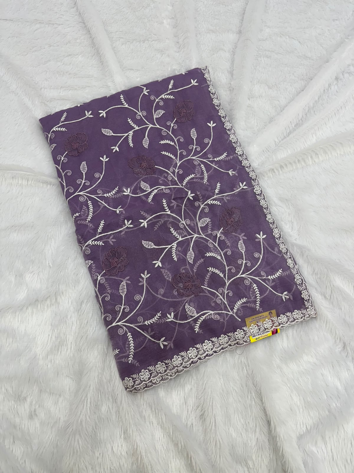 BOTIQUE SAREE WORK 3