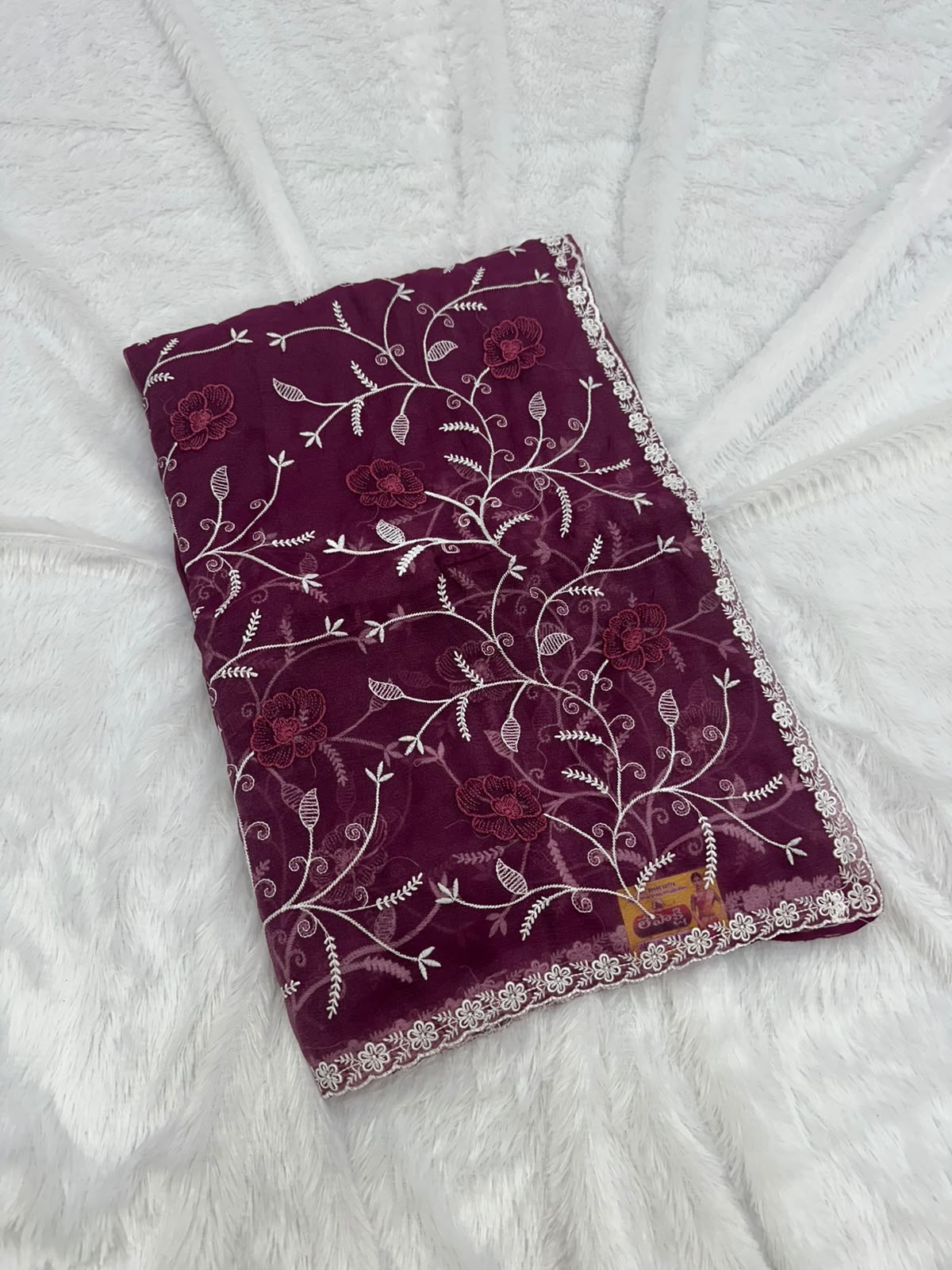 BOTIQUE SAREE WORK 3
