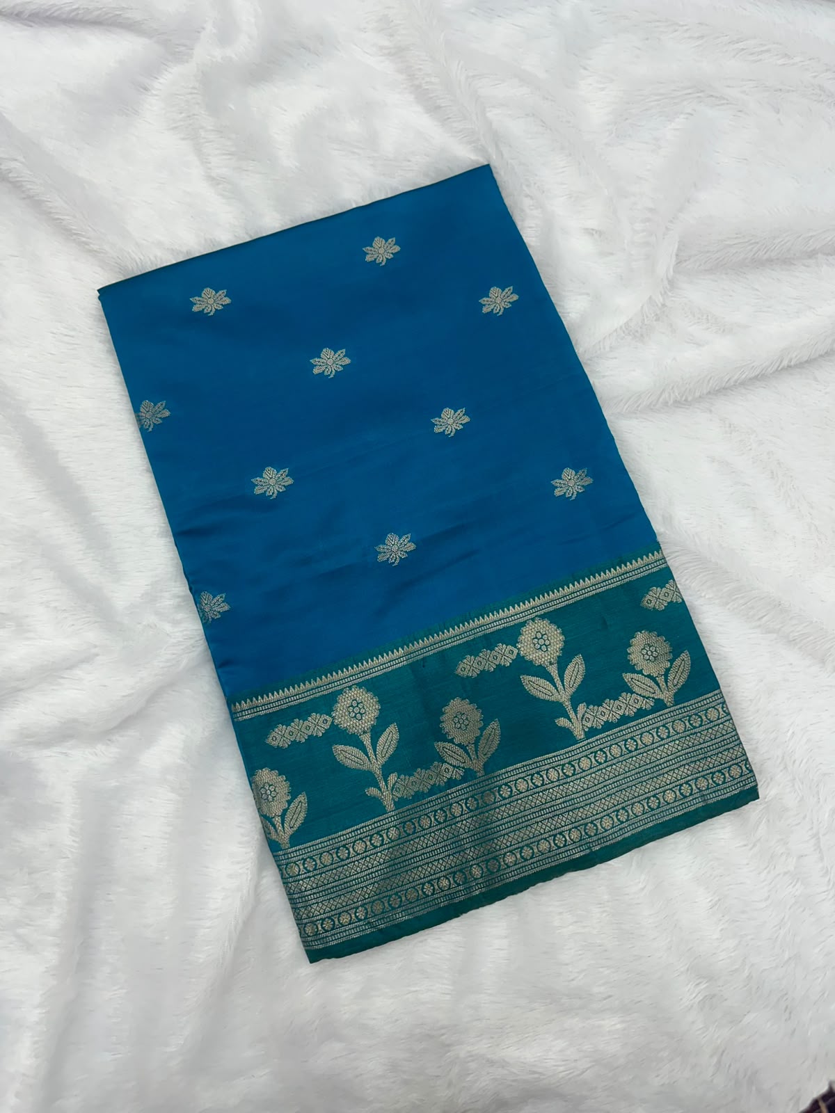 GREEN MANGO BANARASI VOLUME 1