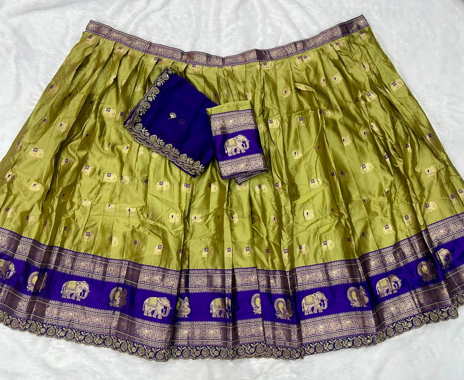 GADWAL LEHENGA