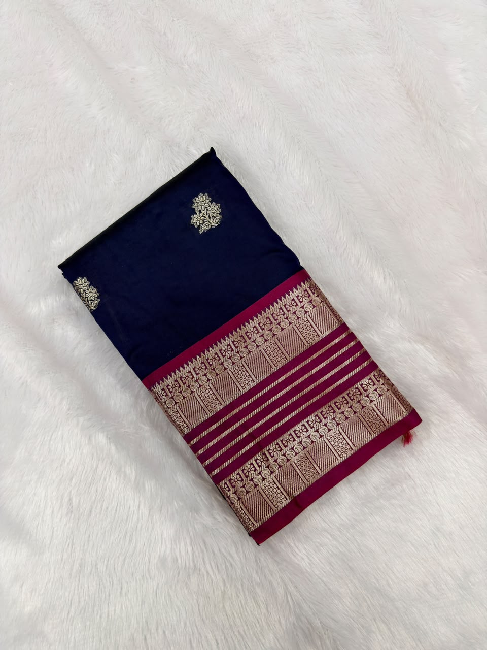 KATAAN GADWAL BOOTA VOLUME01