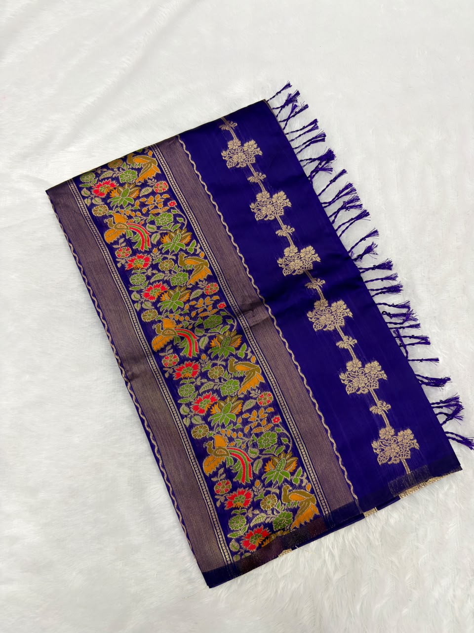 MEENAKARI SEMI PATTU SILK-1