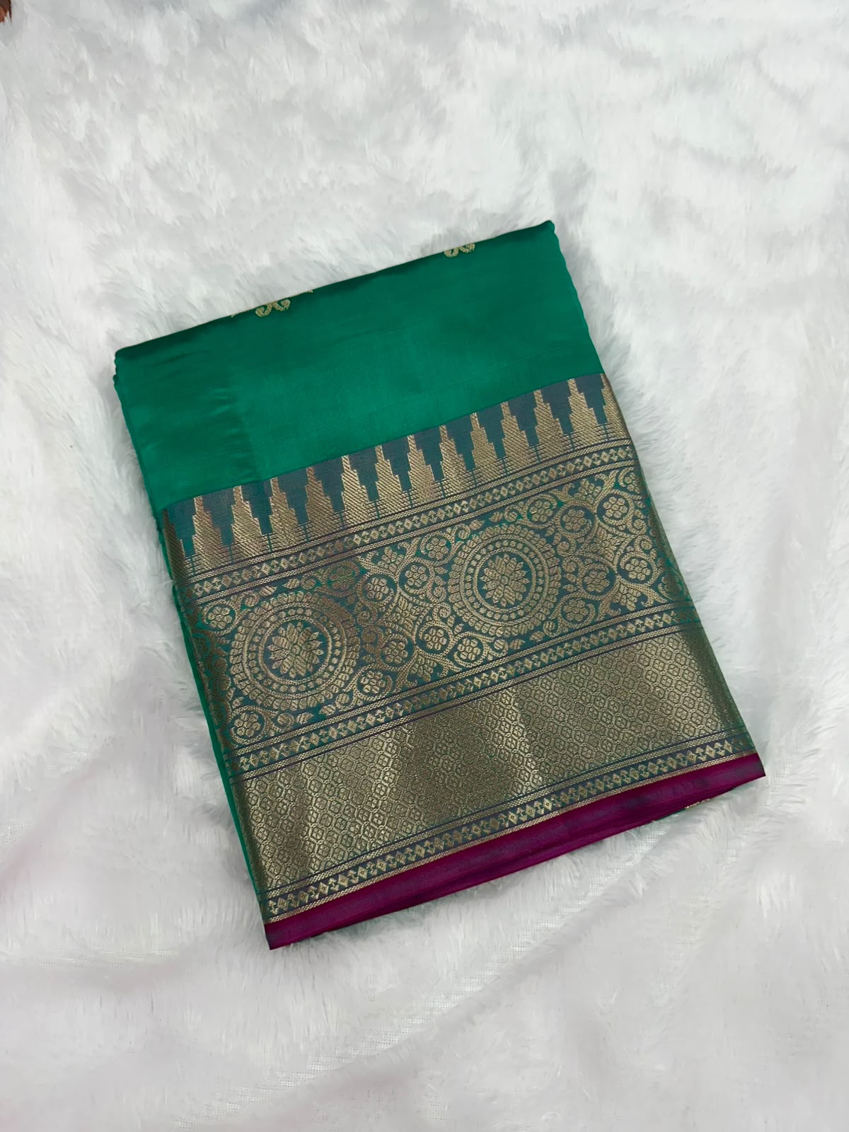 GREEN MANGO VOLUME 01