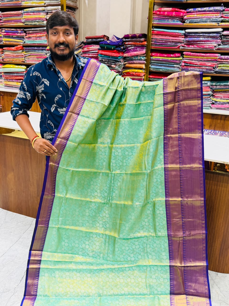 KANCHI MEENAKARI SEMI